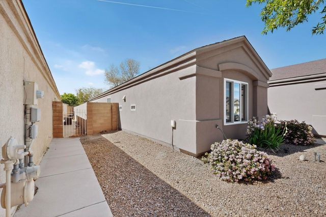 2601 Scarlet Sage Road SW, Los Lunas, NM 87031