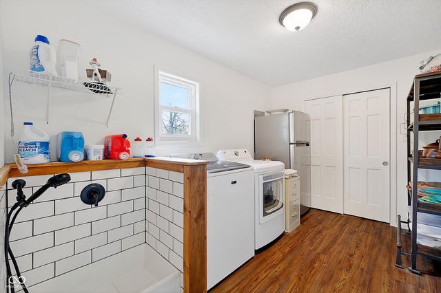 913 Arrowwood Drive, Carmel, IN 46033