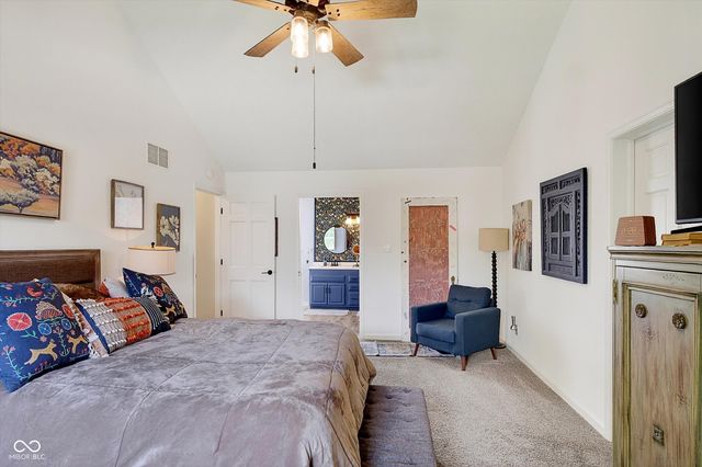 913 Arrowwood Drive, Carmel, IN 46033