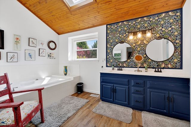 913 Arrowwood Drive, Carmel, IN 46033