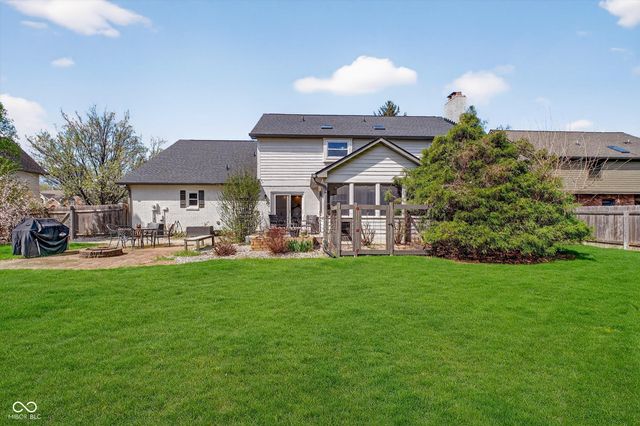 913 Arrowwood Drive, Carmel, IN 46033