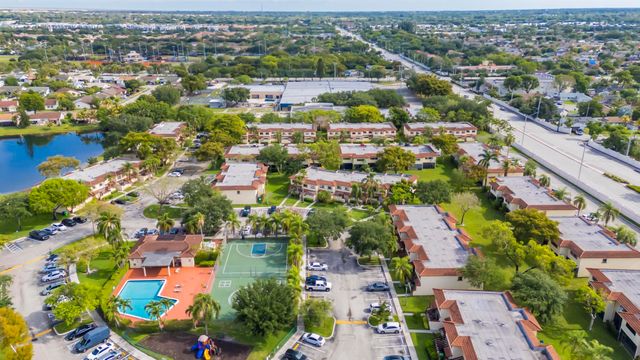 8858 NW 48th Street 8858, Sunrise, FL 33351