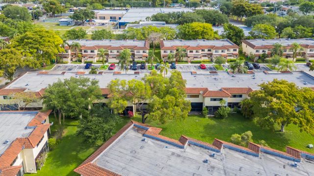 8858 NW 48th Street 8858, Sunrise, FL 33351