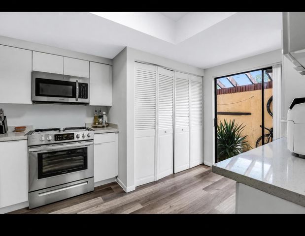 8858 NW 48th Street 8858, Sunrise, FL 33351