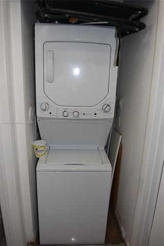 2391 NW 96th Ter 19M, Pembroke Pines, FL 33024