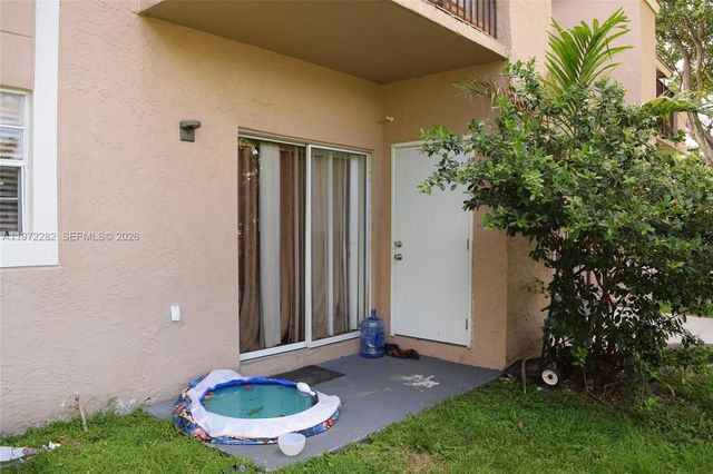 2391 NW 96th Ter 19M, Pembroke Pines, FL 33024