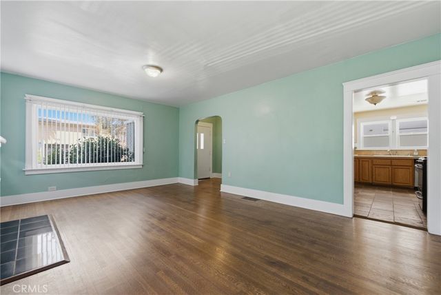 724 Elm Avenue, Long Beach, CA 90813
