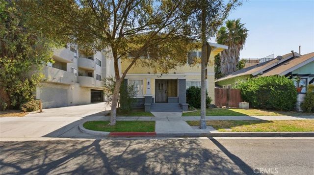 724 Elm Avenue, Long Beach, CA 90813