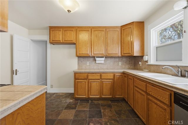 724 Elm Avenue, Long Beach, CA 90813