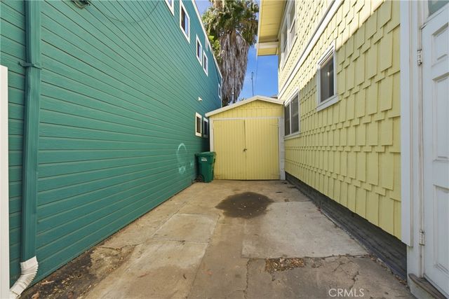 724 Elm Avenue, Long Beach, CA 90813