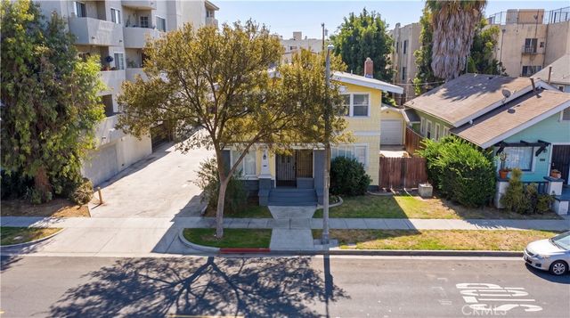 724 Elm Avenue, Long Beach, CA 90813