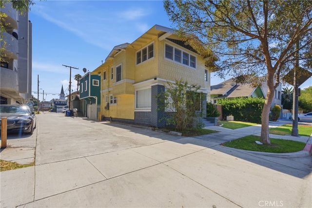 724 Elm Avenue, Long Beach, CA 90813