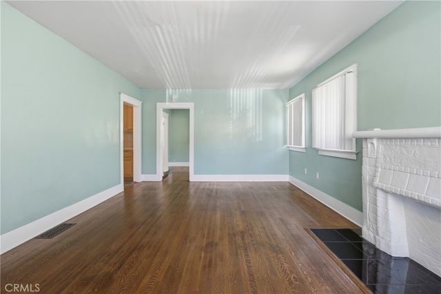 724 Elm Avenue, Long Beach, CA 90813