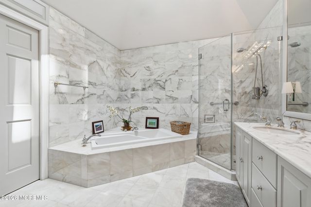 65 Alexander Drive, Red Bank, NJ 07701