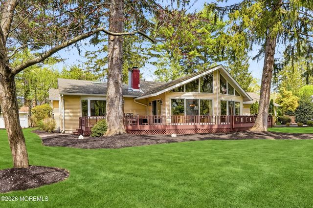 65 Alexander Drive, Red Bank, NJ 07701