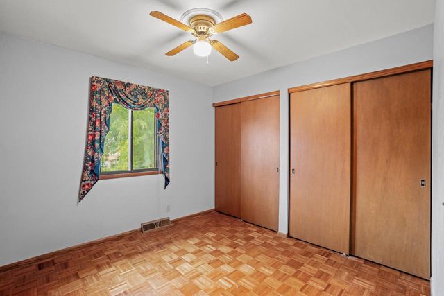 114 Carpenter COURT, Mukwonago, WI 53149