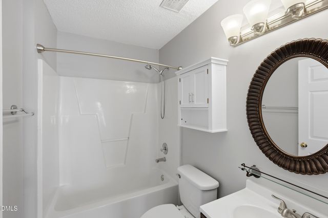 302 Center Heights Court, Apex, NC 27502