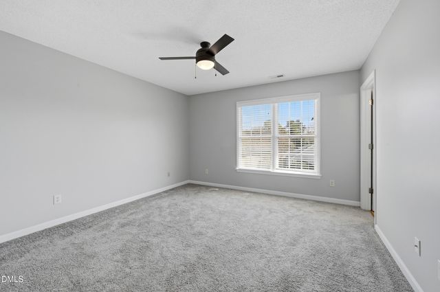 302 Center Heights Court, Apex, NC 27502