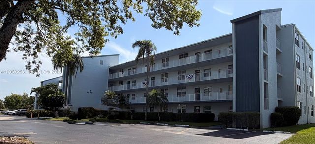 7620 NW 18th Street 403, Margate, FL 33063