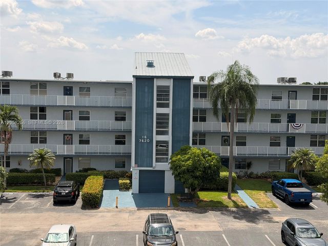 7620 NW 18th Street 403, Margate, FL 33063