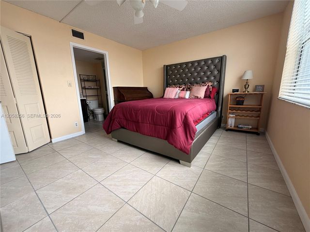 7620 NW 18th Street 403, Margate, FL 33063