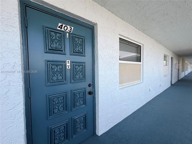 7620 NW 18th Street 403, Margate, FL 33063