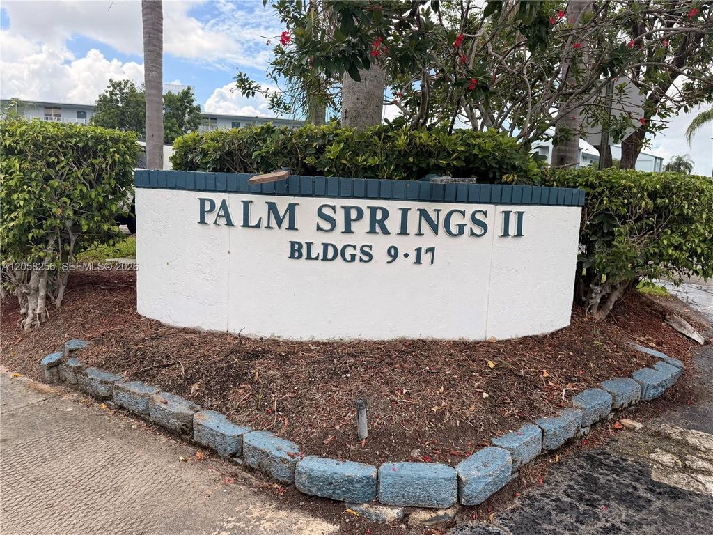7620 NW 18th Street 403, Margate, FL 33063