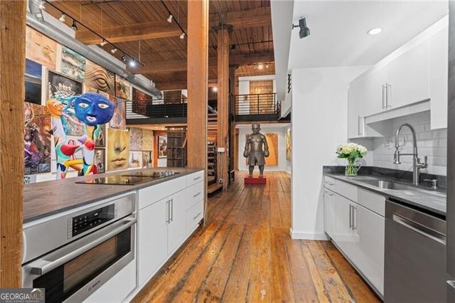 161 Mangum Street SW 102, Atlanta, GA 30313