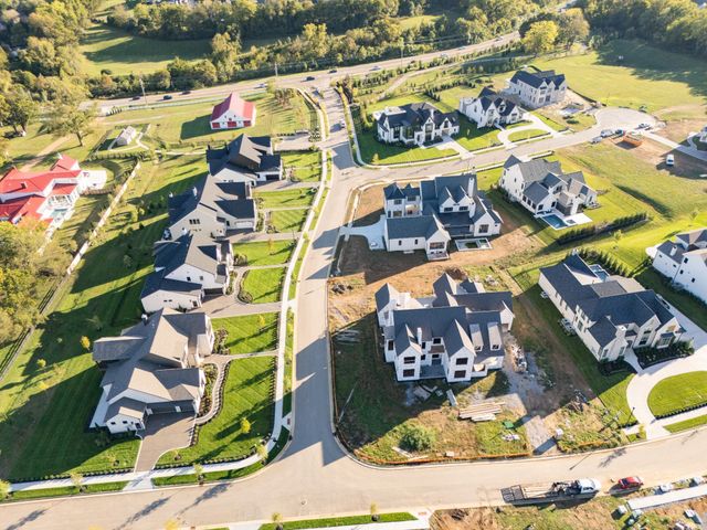 8102 Turning Point Dr, Brentwood, TN 37027