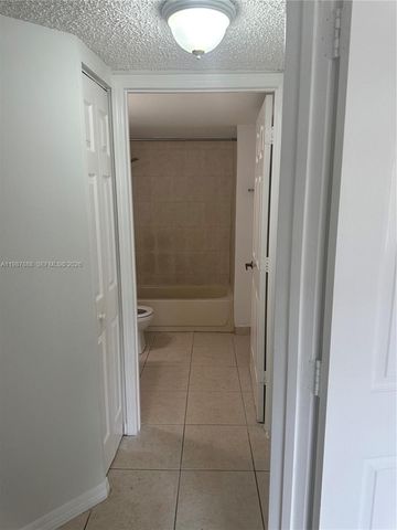 11213 Royal Palm Blvd 11213, Coral Springs, FL 33065