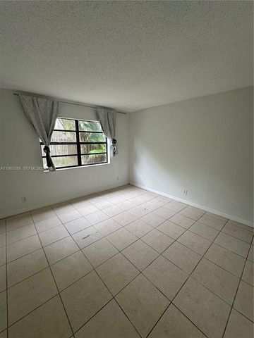 11213 Royal Palm Blvd 11213, Coral Springs, FL 33065