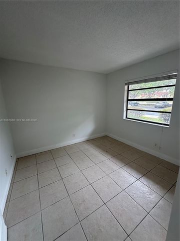 11213 Royal Palm Blvd 11213, Coral Springs, FL 33065