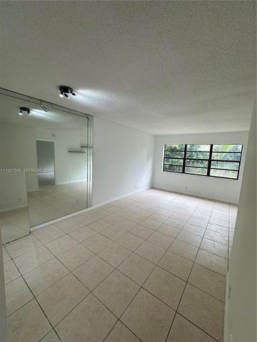 11213 Royal Palm Blvd 11213, Coral Springs, FL 33065