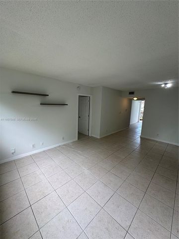 11213 Royal Palm Blvd 11213, Coral Springs, FL 33065