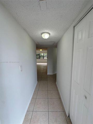 11213 Royal Palm Blvd 11213, Coral Springs, FL 33065