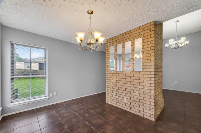 319 Richvale Lane, Houston, TX 77598