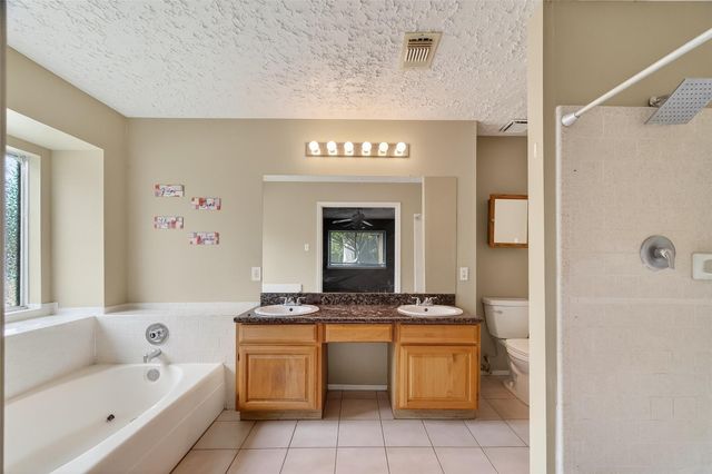 319 Richvale Lane, Houston, TX 77598