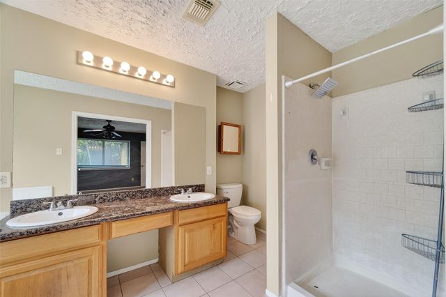 319 Richvale Lane, Houston, TX 77598