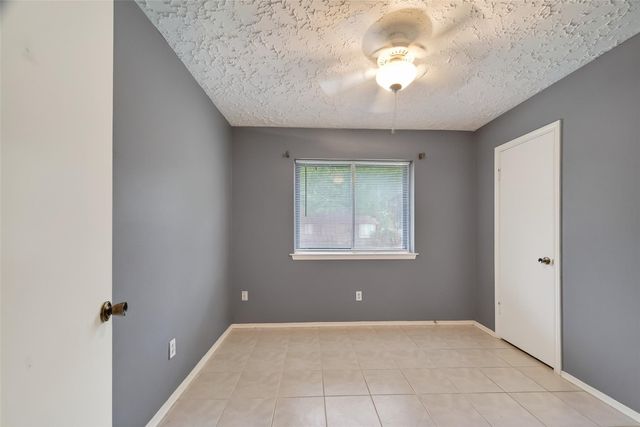 319 Richvale Lane, Houston, TX 77598