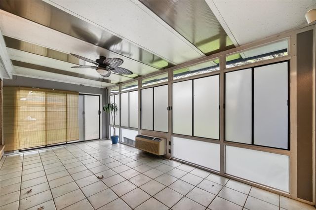 319 Richvale Lane, Houston, TX 77598