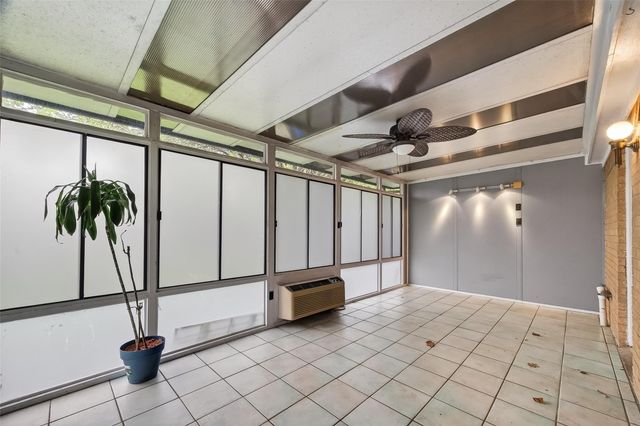 319 Richvale Lane, Houston, TX 77598