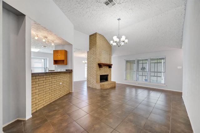 319 Richvale Lane, Houston, TX 77598