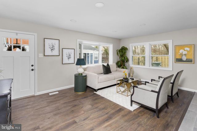 15 ROANOKE CT, Willingboro, NJ 08046