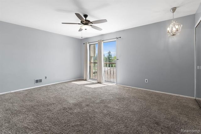 794 Oak Brook Ridge Drive, Rochester Hills, MI 48307