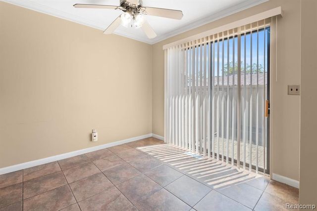 794 Oak Brook Ridge Drive, Rochester Hills, MI 48307