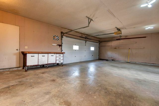 4702 South Farm Road 53, Republic, MO 65738