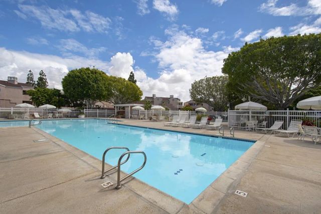 7127 Camino Degrazia 130, San Diego, CA 92111