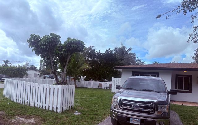 1801 NE 25th Avenue 1-3, Pompano Beach, FL 33062