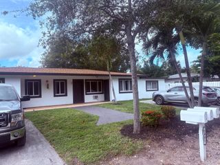 1801 NE 25th Avenue 1-3, Pompano Beach, FL 33062