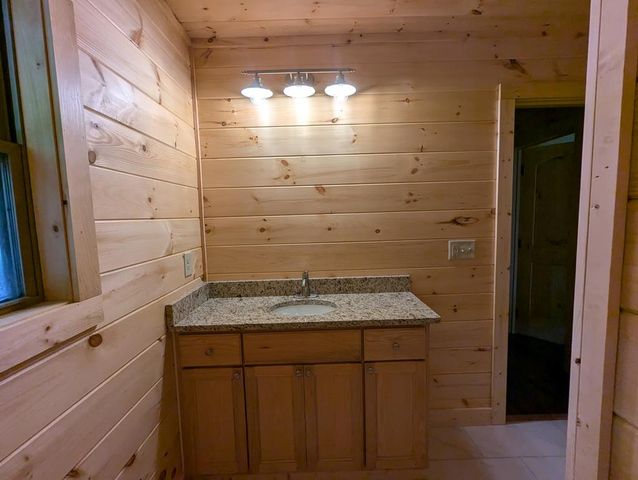 5860 Old Bucktown Road, Ellijay, GA 30536